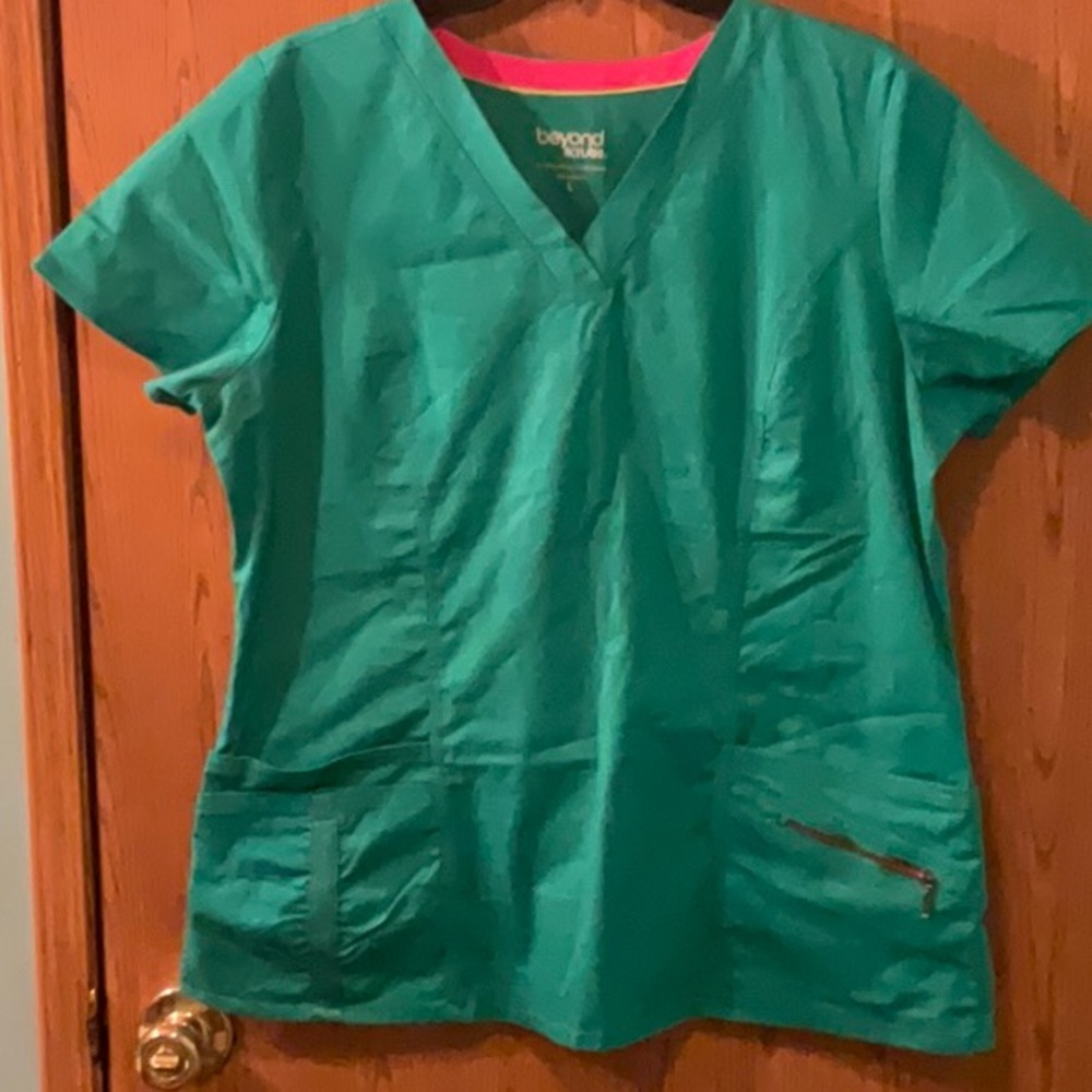 Scrubs and beyond lg green
